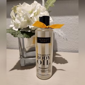 Victoria's Secret Weightless Bergamot Body Oil 8.4 Fl Oz